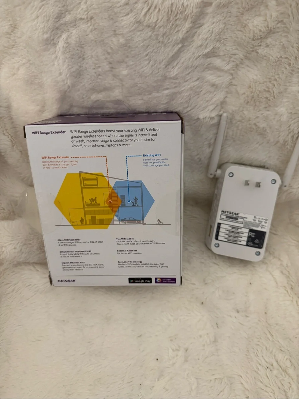 NETGEAR AC750 WiFi Range Extender EX6100v2 - White with Colorful Quick Start Box